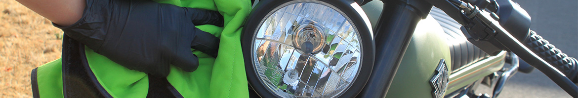 Cleaning motorcycle accessories GS27
